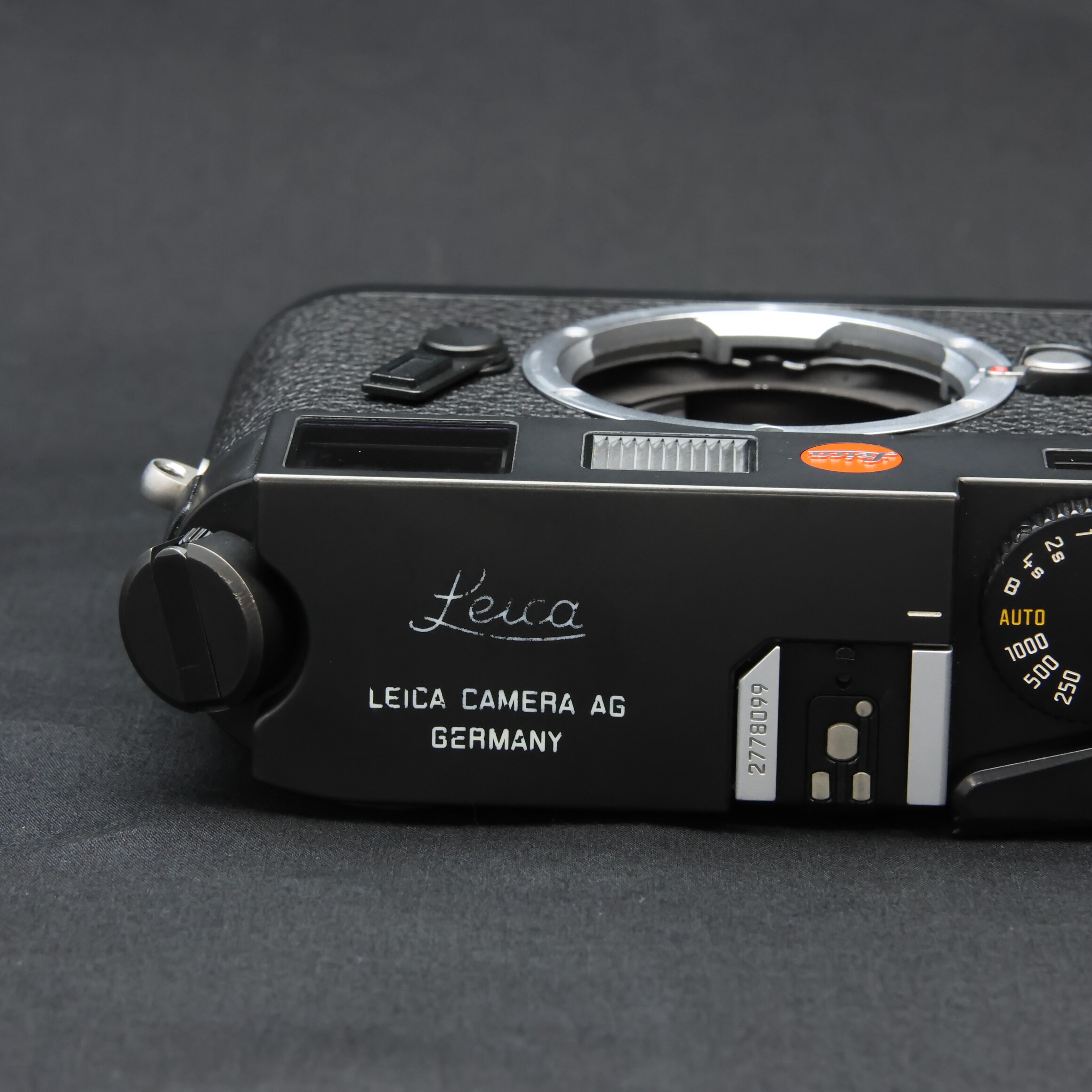 【美品】Leica M7 ブラック 0.72 Japan engrave OH済 中古)Leica (ライカ) M7 0.72 JAPAN ブラック（商品ID：3717021693667