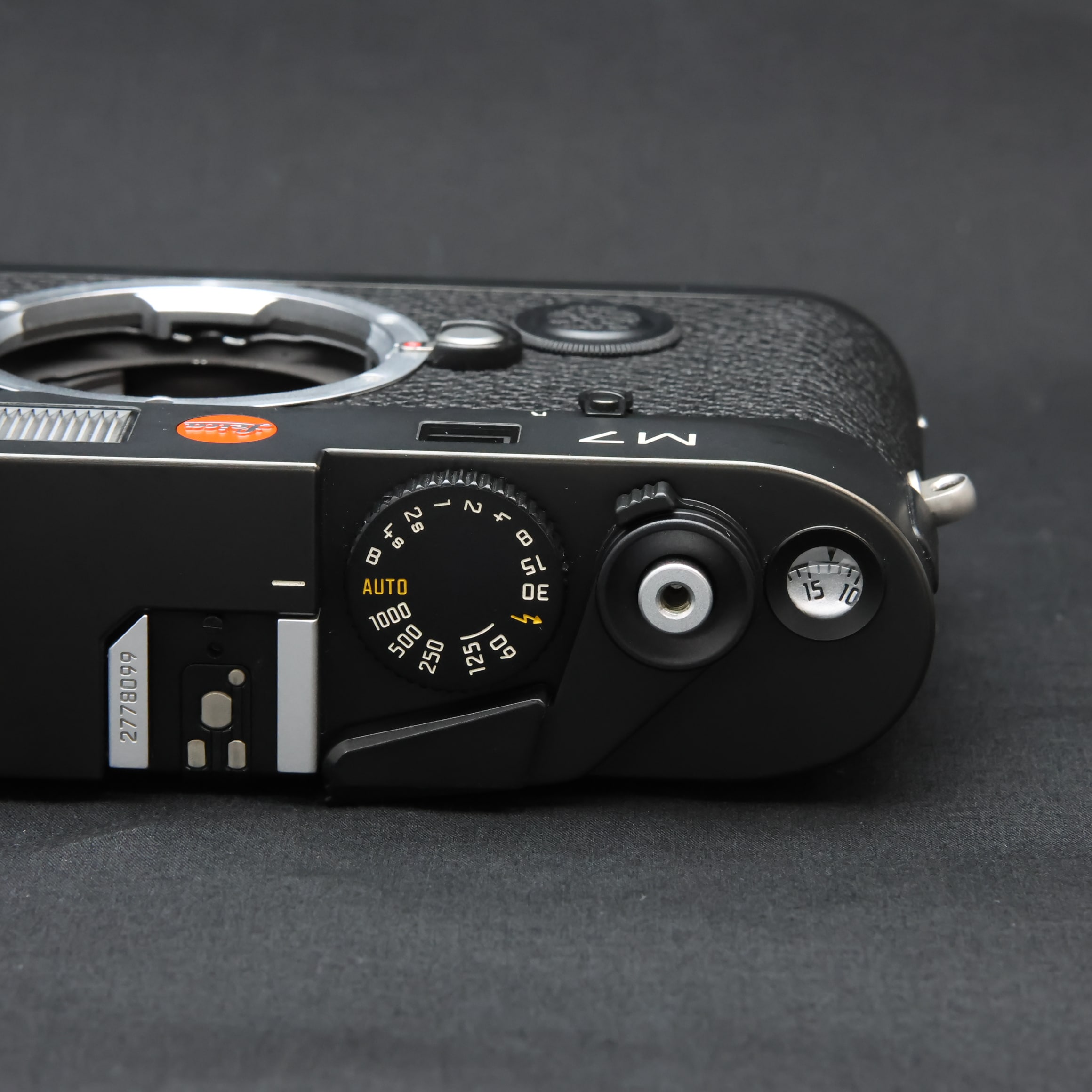 【美品】Leica M7 ブラック 0.72 Japan engrave OH済 中古)Leica (ライカ) M7 0.72 JAPAN ブラック（商品ID：3717021693667