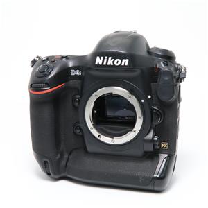 希少 極良品 NIKON D4S 標準レンズ セット 付属品 多数 カメラバッグ おすすめセット｜マップカメラ｜「通好みの1台-Nikon D4Sセット-」