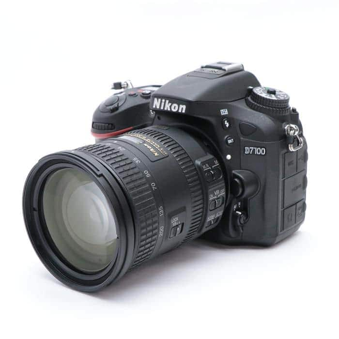 Nikon (ニコン) D7100 18-200 VR II レンズキット