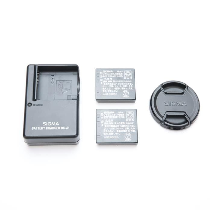 SIGMA (シグマ) DP2 Merrill　※箱欠品・純正バッテリー３本付属 SIGMA (シグマ) DP2 Merrill ※箱欠品・純正バッテリー3本付属