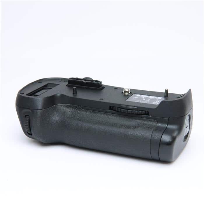 中古)Nikon (ニコン) マルチパワーバッテリーパック MB-D12