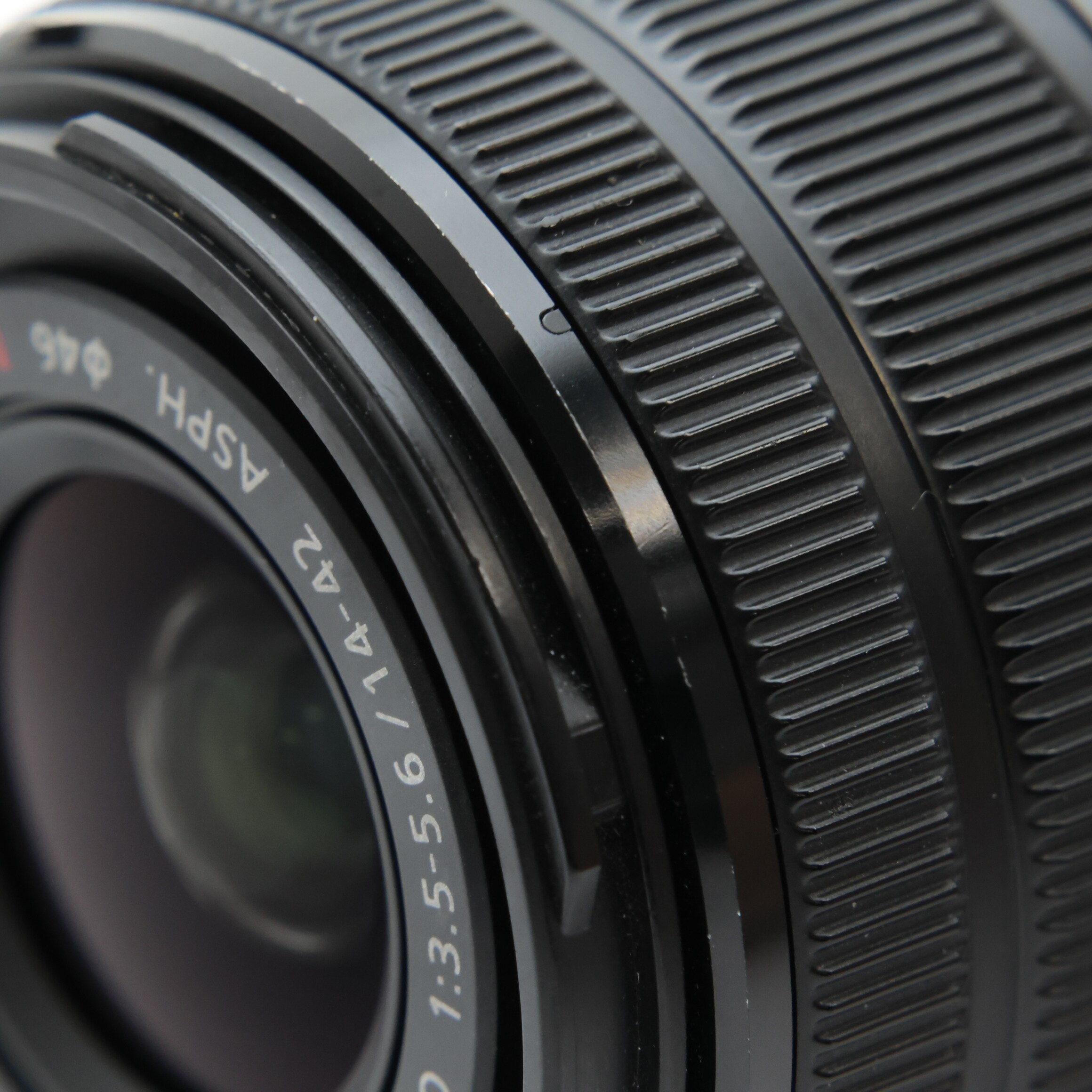 中古)Panasonic (パナソニック) LUMIX G VARIO 14-42mm F3.5-5.6 II 