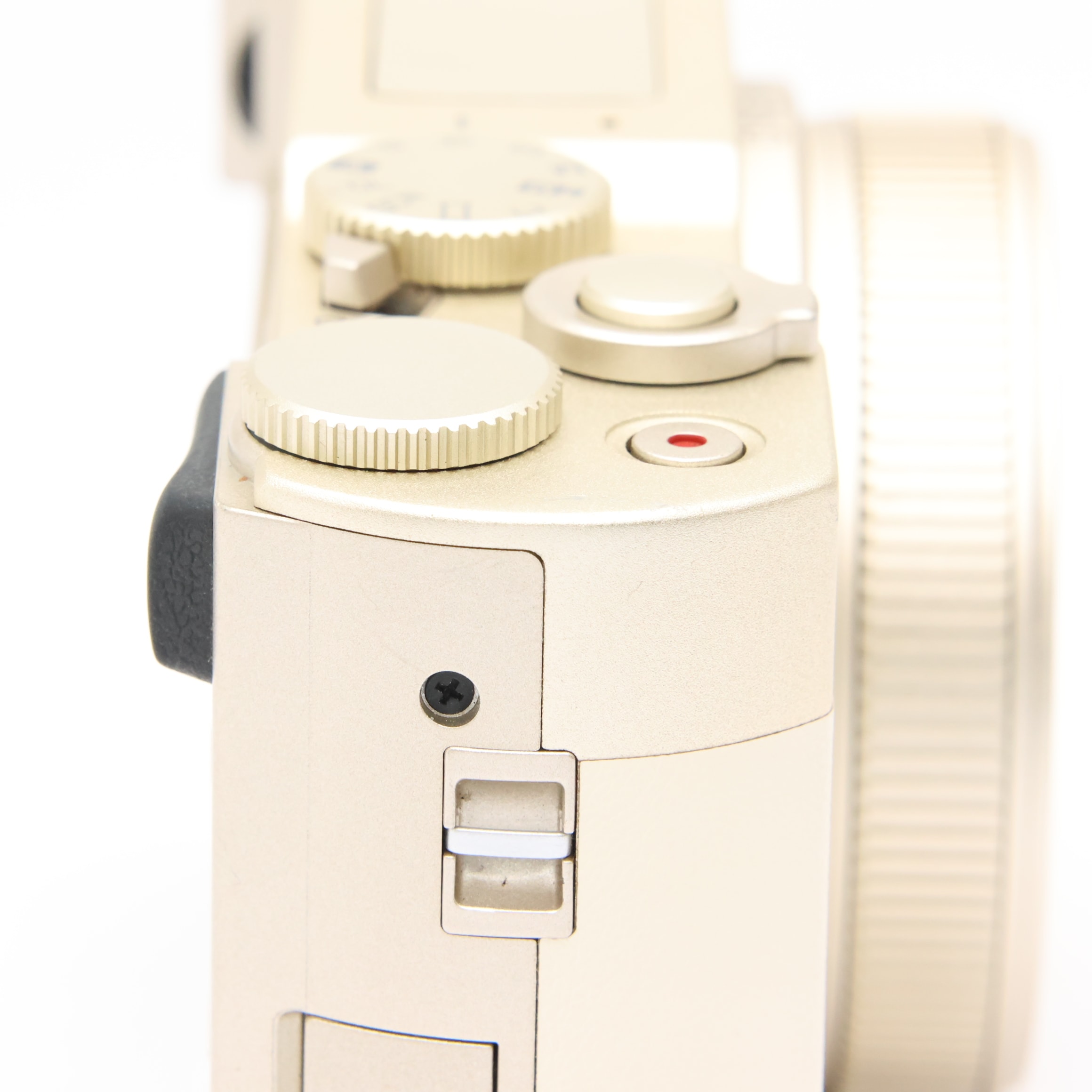 中古)Leica (ライカ) C-LUX ライトゴールド（商品ID：3717030675692