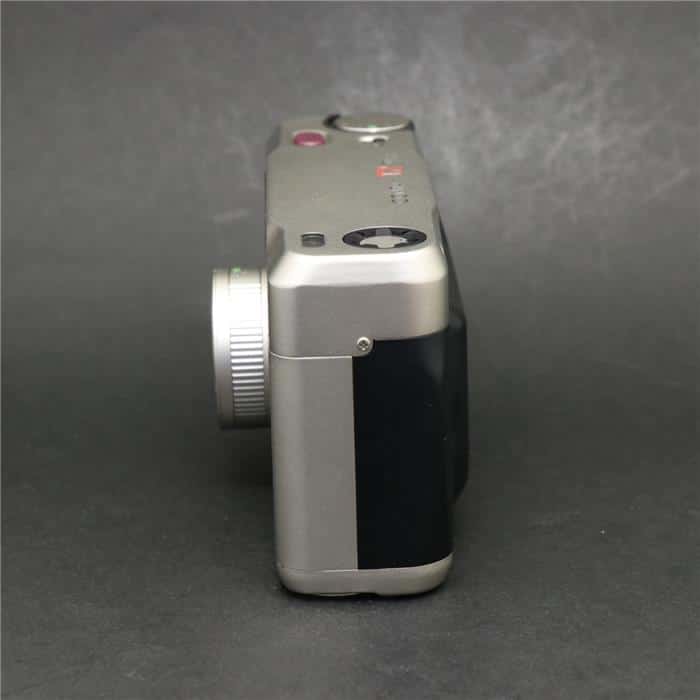 中古)CONTAX (コンタックス) T2 (プラチナ) + DATA BACK T2 中古)CONTAX (コンタックス) T2 (プラチナ) + DATA BACK T2