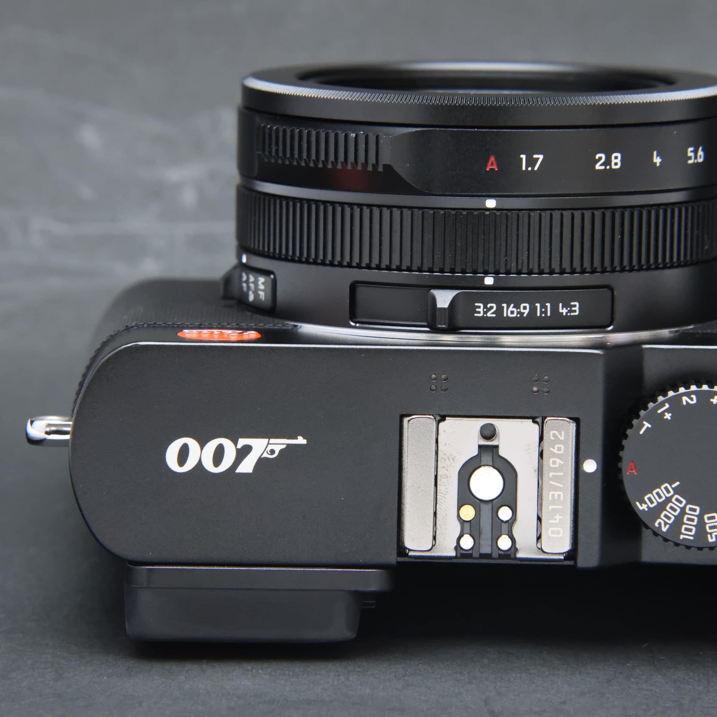 LEICA D-LUX 7 007 Edition 1962台限定　中古 Leica D-LUX7 James Bond 007 Edition Model Limited Edition of 1962