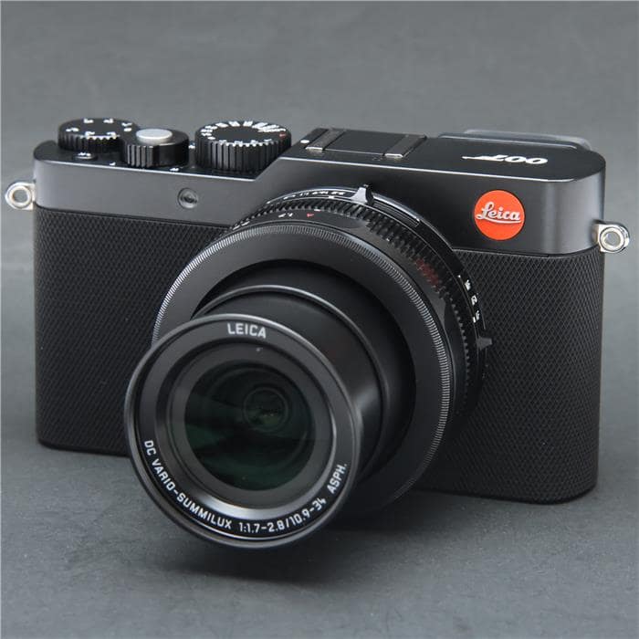 LEICA D-LUX 7 ライカ　美品 Leica D-Lux 7 (Silver) 17-megapixel digital camera with 3.1X