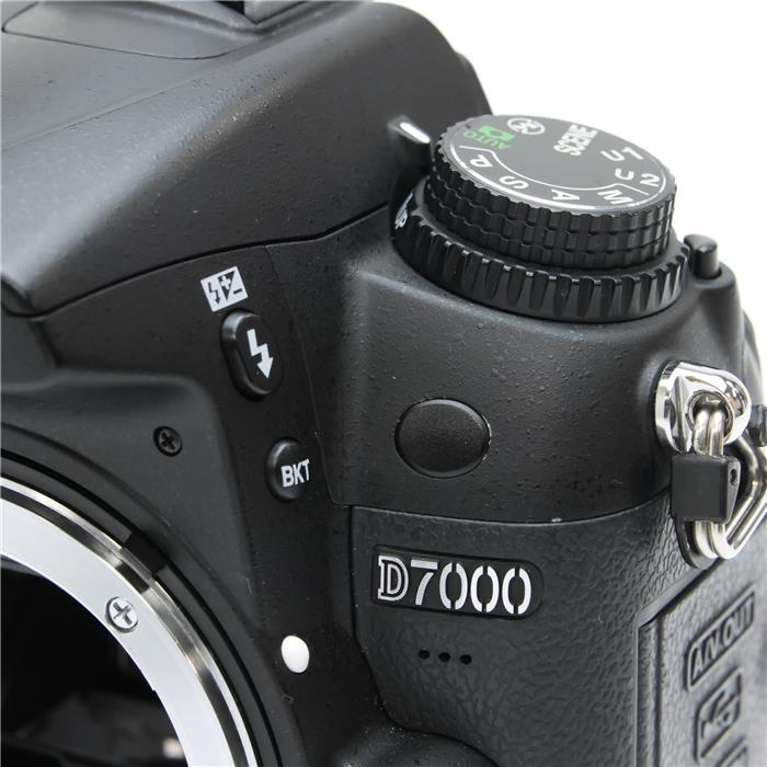中古)Nikon (ニコン) D7000 18-105 VR レンズキット（商品ID