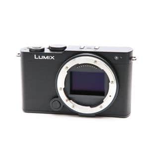 17000→15000円に LUMIX レッドカメラ カメラバッグ付き（中古） 17000