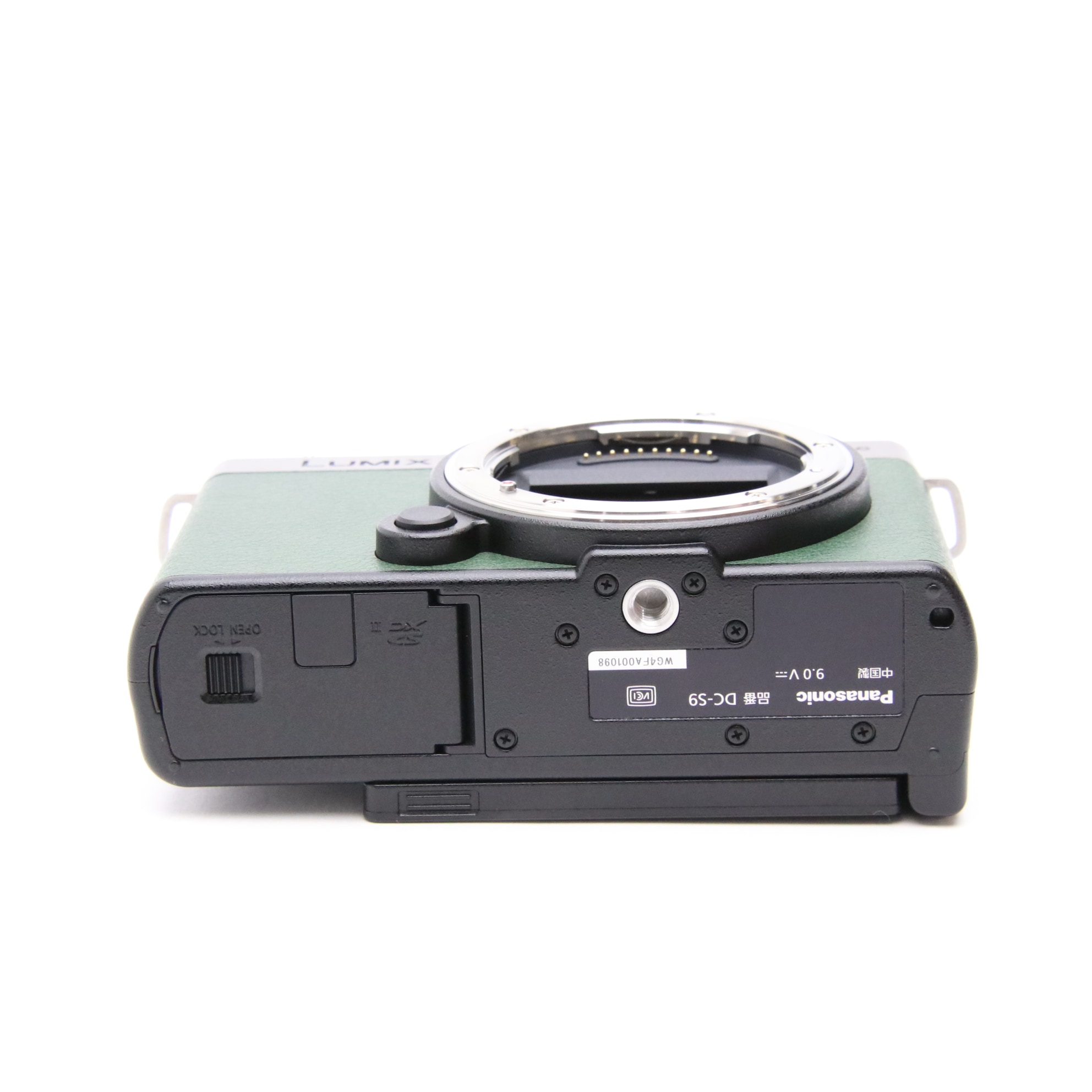 中古)Panasonic (パナソニック) LUMIX S9 ボディ DC-S9-S エクステリア