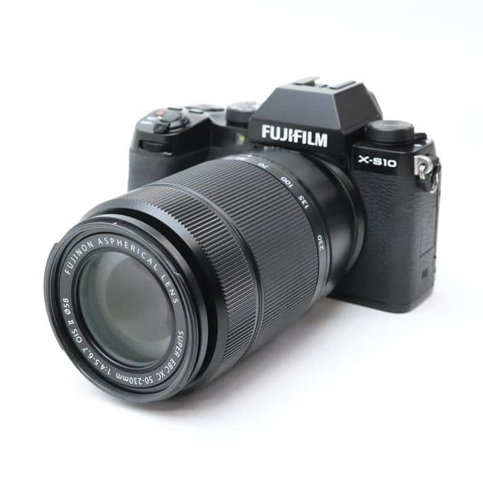 FUJIFILMフジフィルム X-S10 ミラーレス一眼 ダブルズームレンズ付き