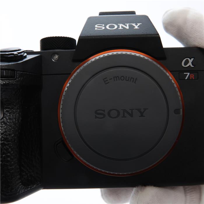 SONY a7III 一眼レフ 2年半の保証期間あり ショット数少なめ SONY