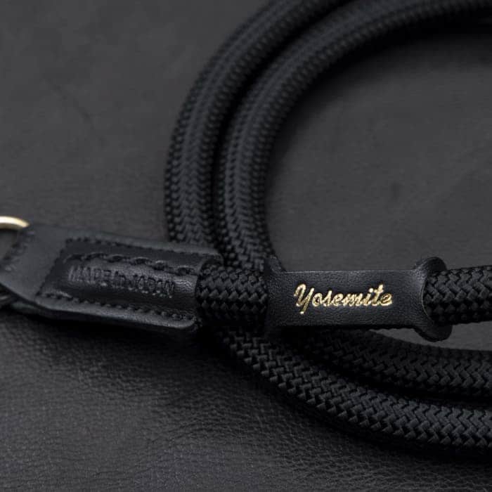 新品)YOSEMITE（ヨセミテ） 別注 YOSEMITE CAMERA STRAP 111cm ANOTHER