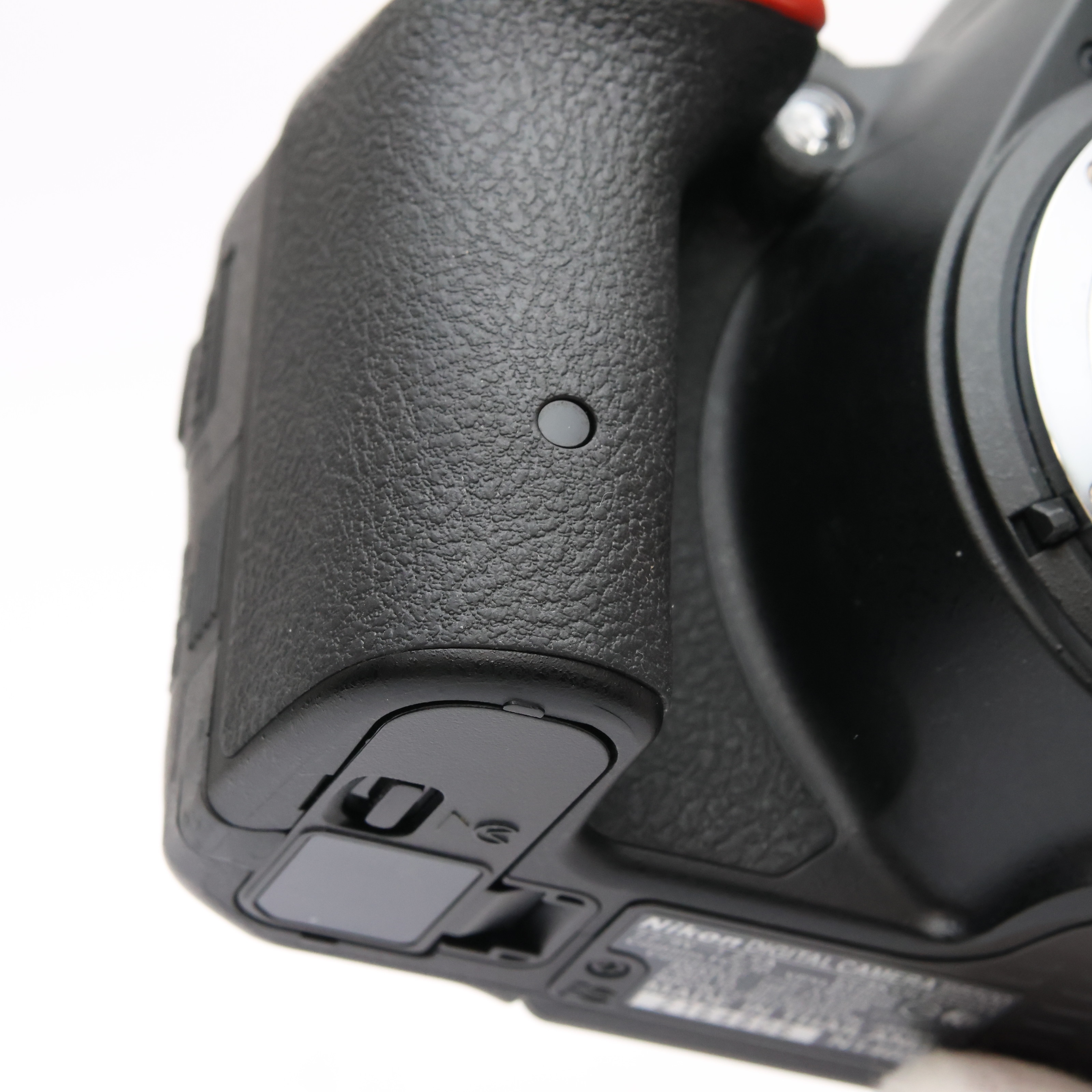 中古)Nikon (ニコン) D5500 18-140 VR レンズキット ブラック（商品ID