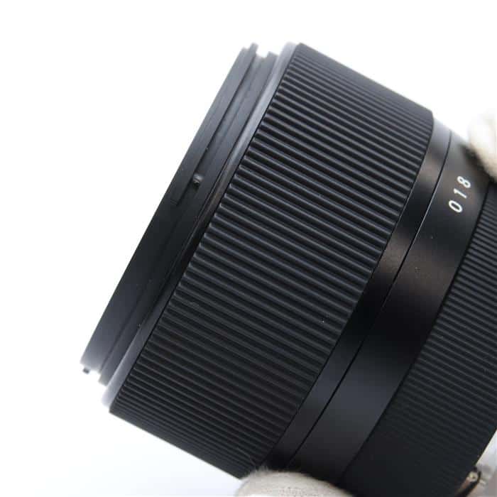 Contemporary 56mm F1.4 DC DN (ソニーE/APS-C用)