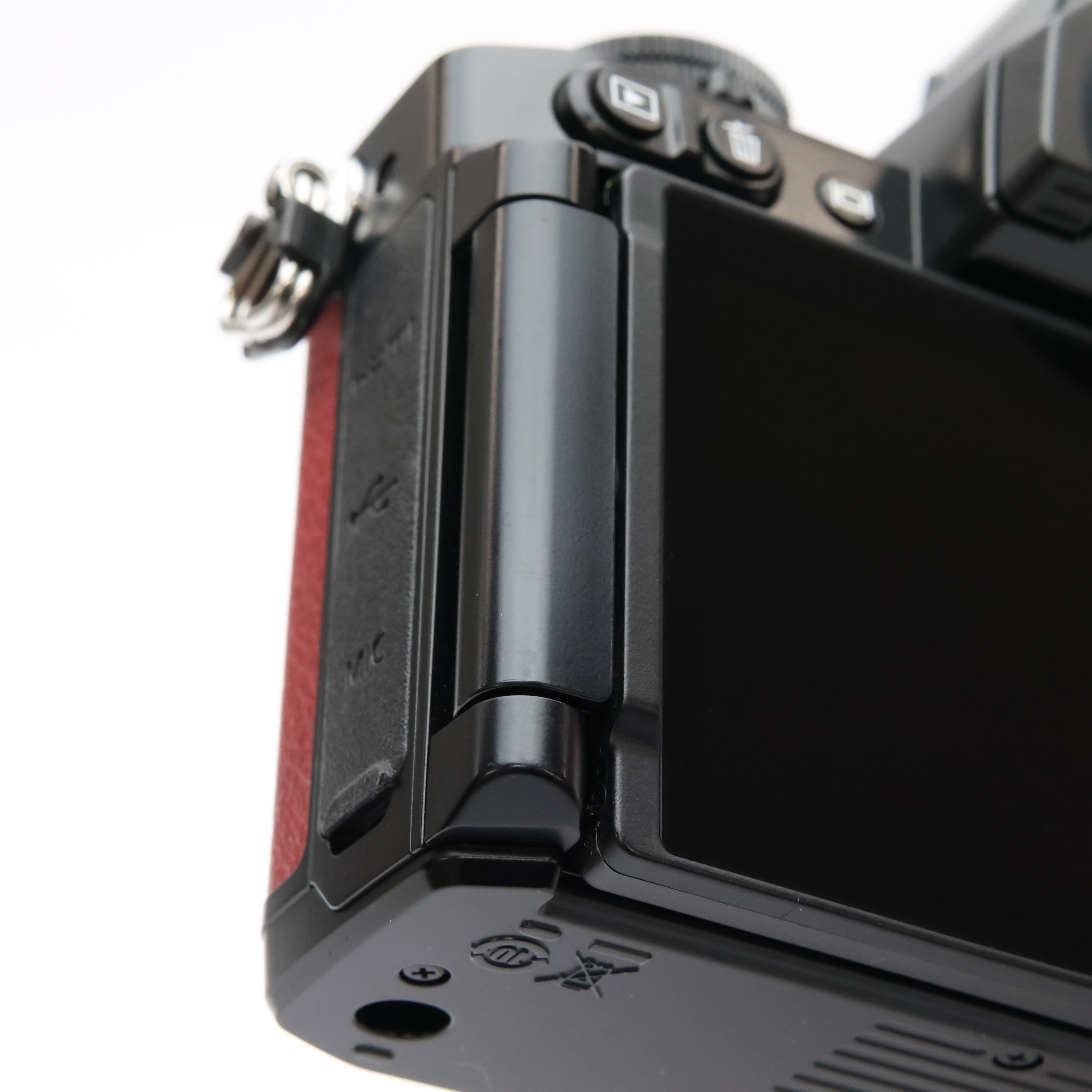 中古)Nikon (ニコン) Zfc 16-50 VR レンズキット プレミアム 