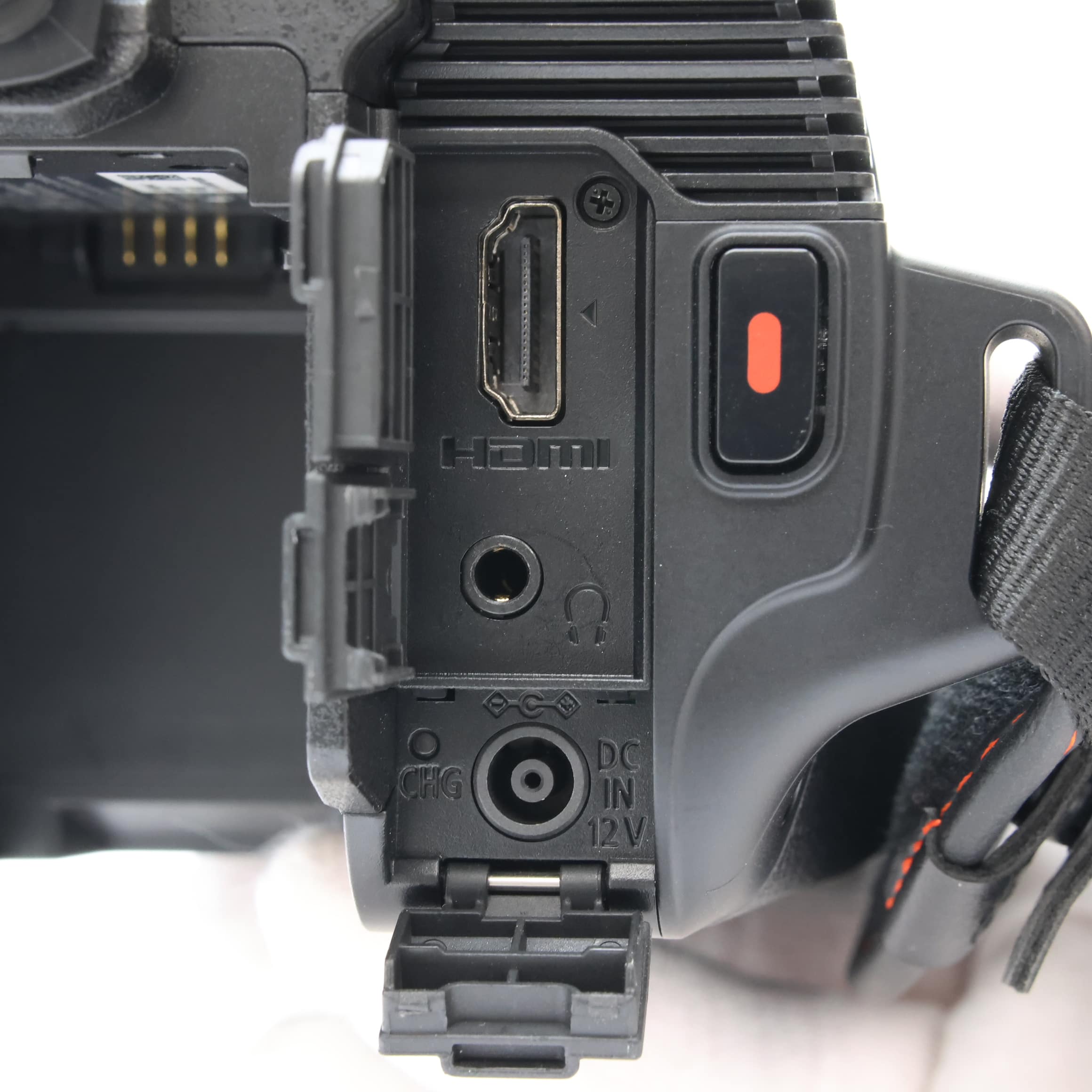 【ジャンク品】ビデオカメラ パナソニック 4k 　部品取りに Panasonic HC-X1600デジタル4Kビデオカメラ - 業務用撮影・映像・音響