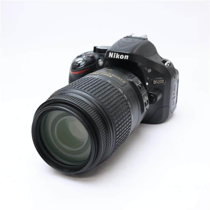 NIKON D5200 ダブルズームキット Amazon | Nikon デジタル一眼レフカメラ D5200 ダブルズーム