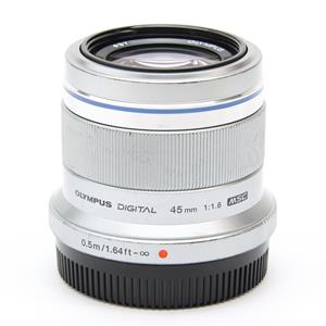 新品)OLYMPUS (オリンパス) M.ZUIKO DIGITAL 45mm F1.8 シルバー（商品