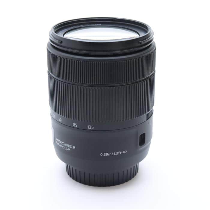 Canon キャノン　EF-S 18-135mm F3.5-5.6 IS STM 〓手振れ付〓キヤノン EF-S 18-135mm F3.5-5.6 IS USM 〓外観