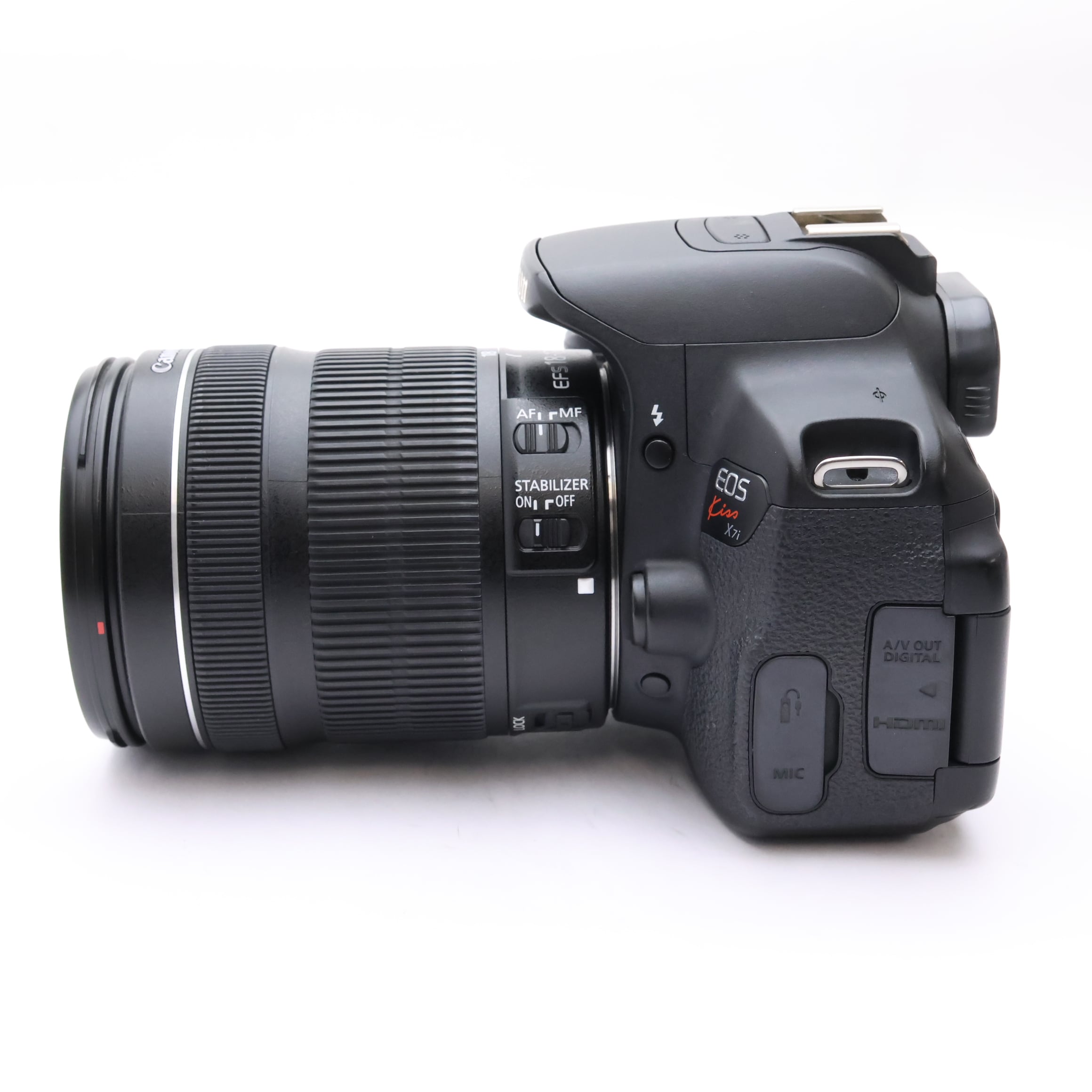 中古)Canon (キヤノン) EOS Kiss X7i EF-S18-135 IS STM レンズキット