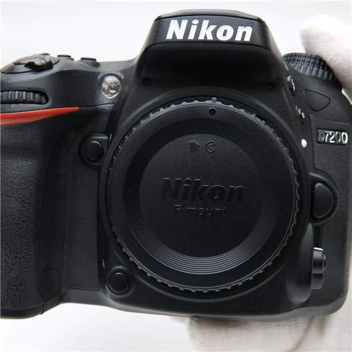 中古)Nikon (ニコン) D7200 18-300 VR スーパーズームキット（商品ID