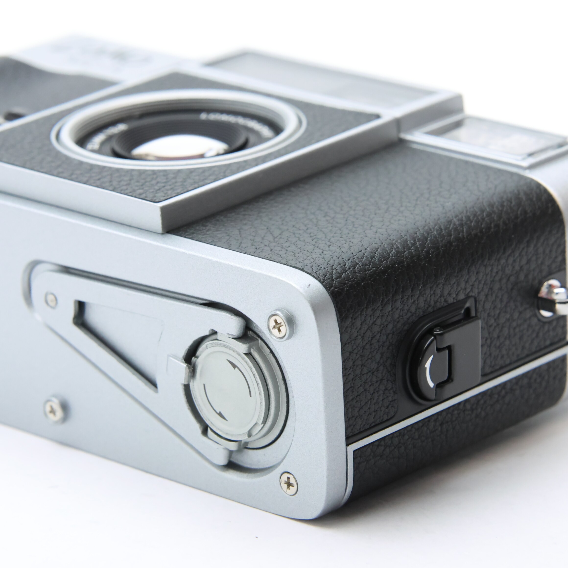 Lomo MC-A（シルバー」 中古)LOMO (ロモ) MC-A 35mm シルバー（商品ID：3717030043781）詳細