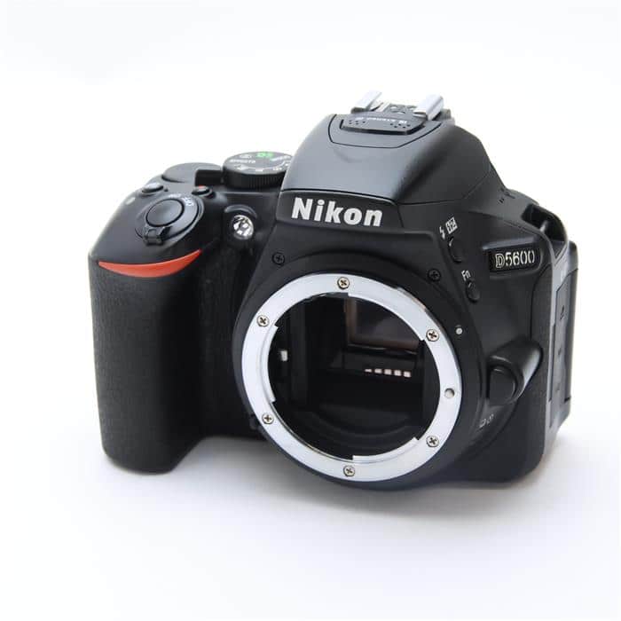 D5600 ボディ