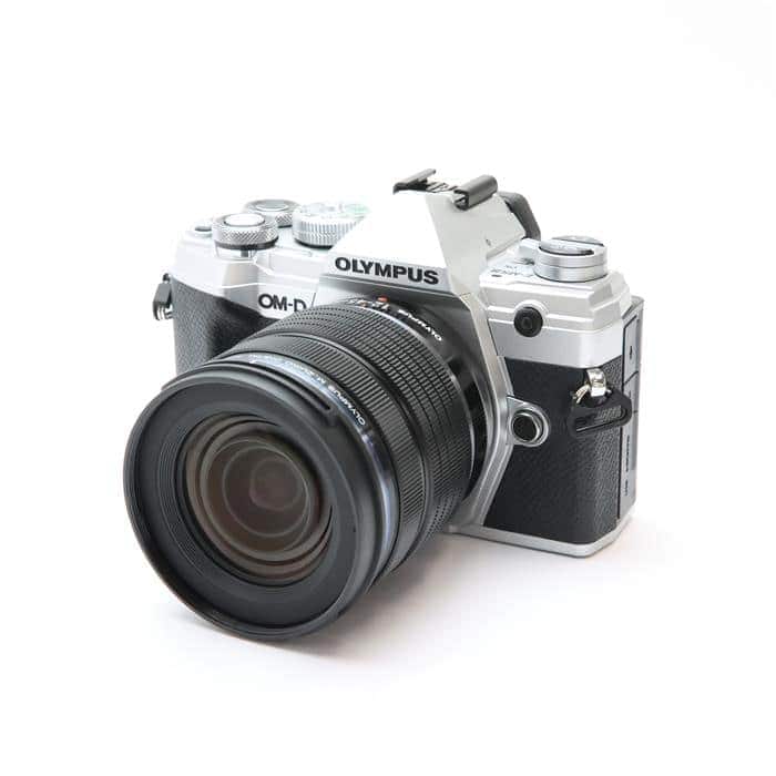 OLYMPUS OM-D E-M5 レンズキット シルバー シャッター数73回