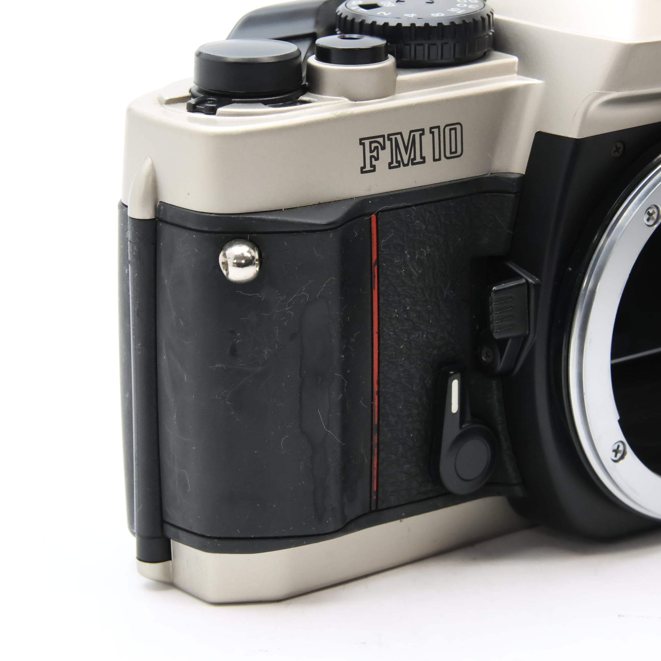 中古)Nikon (ニコン) FM10標準セット（商品ID：3717030046782）詳細