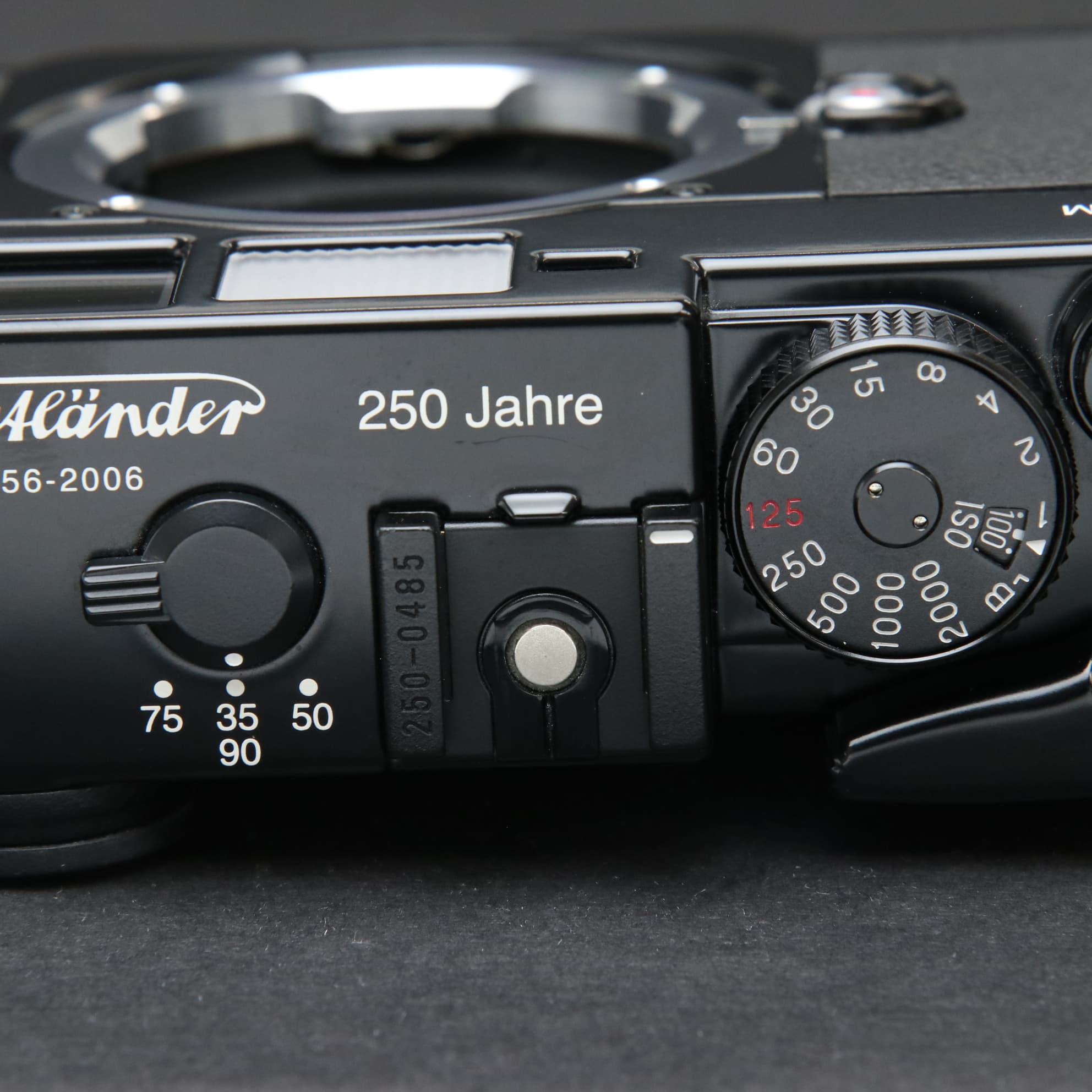 中古)Voigtlander (フォクトレンダー) BESSA R2M 250th ボディのみ