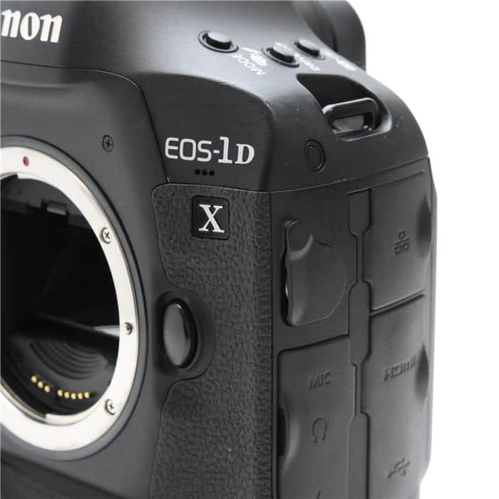 EOS-1D X Mark II