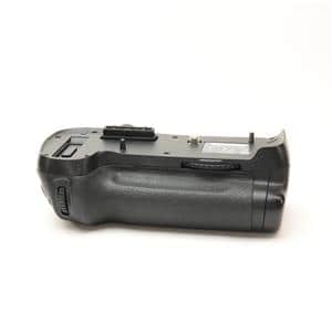 Nikon (ニコン) マルチパワーバッテリーパック MB-D12 メイン