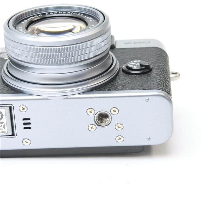 Fujifilm X20 シルバー フルセット 美品 FUJIFILM 富士フィルム デジタルカメラ X20 シルバー : カメラの