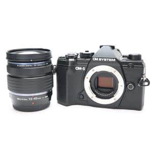 OM SYSTEM（オーエムシステム） OM-5 12-45mm F4.0 PRO レンズキット ブラック メイン
