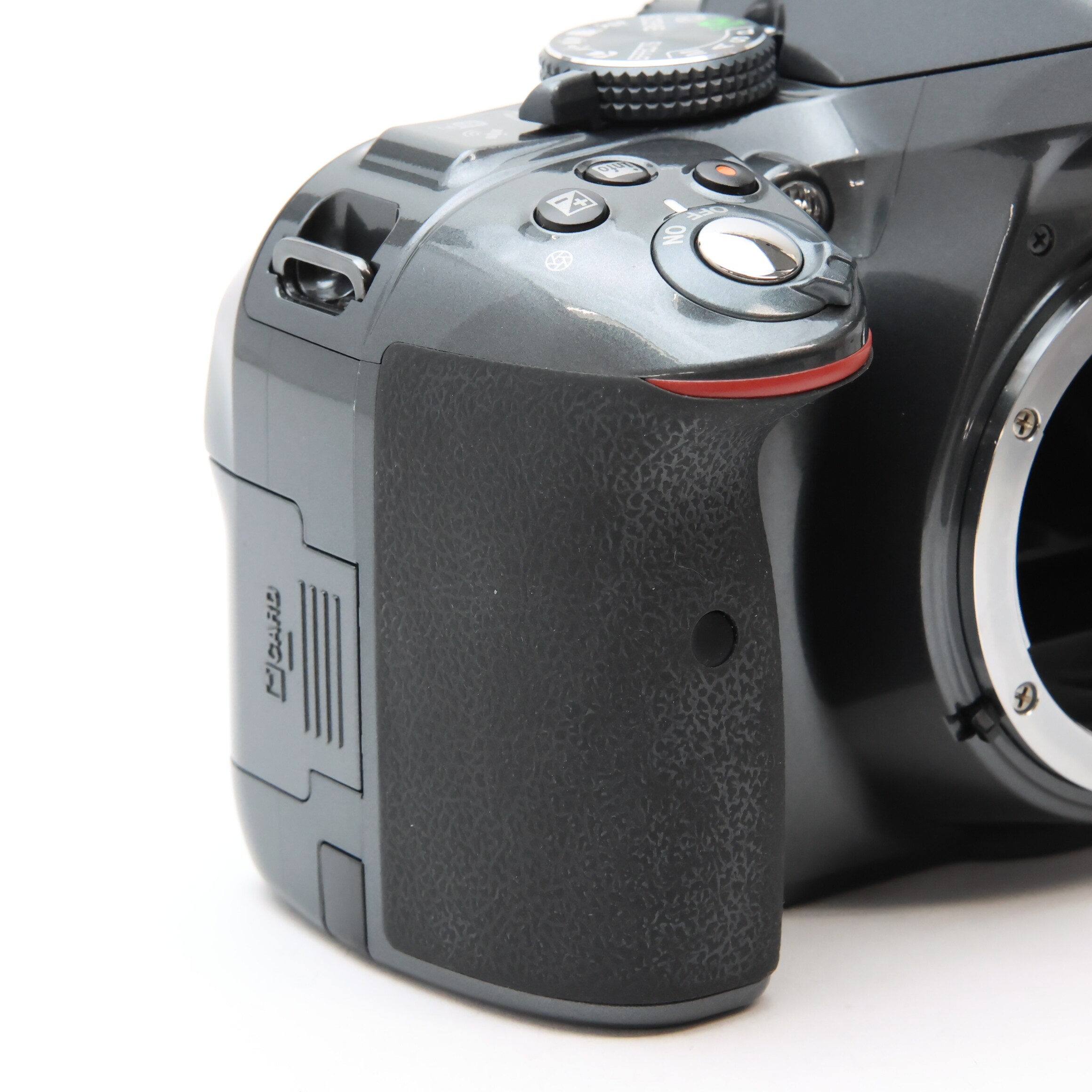 中古)Nikon (ニコン) D5300 18-55 VR II レンズキット グレー（商品ID 