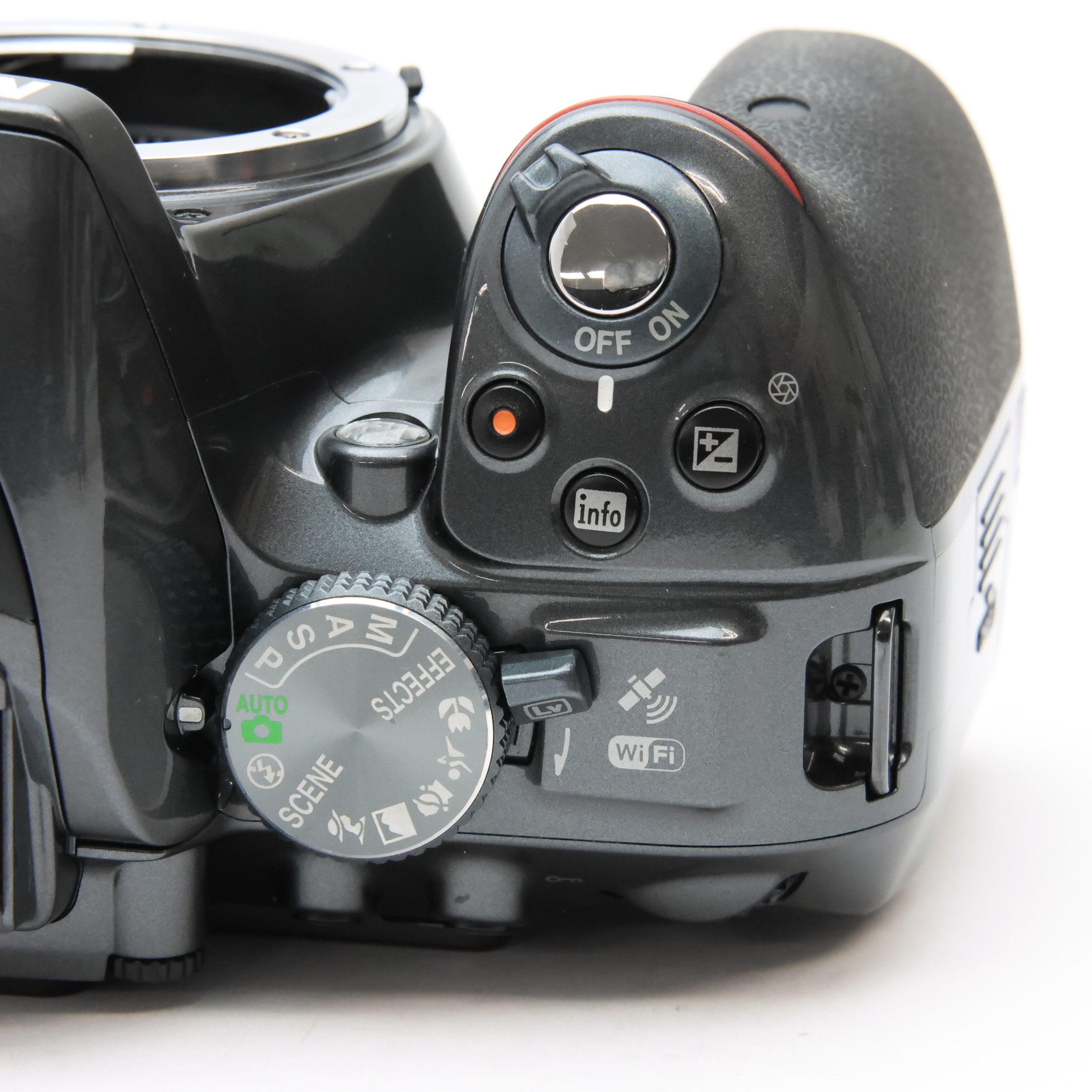 中古)Nikon (ニコン) D5300 18-55 VR II レンズキット グレー（商品ID 