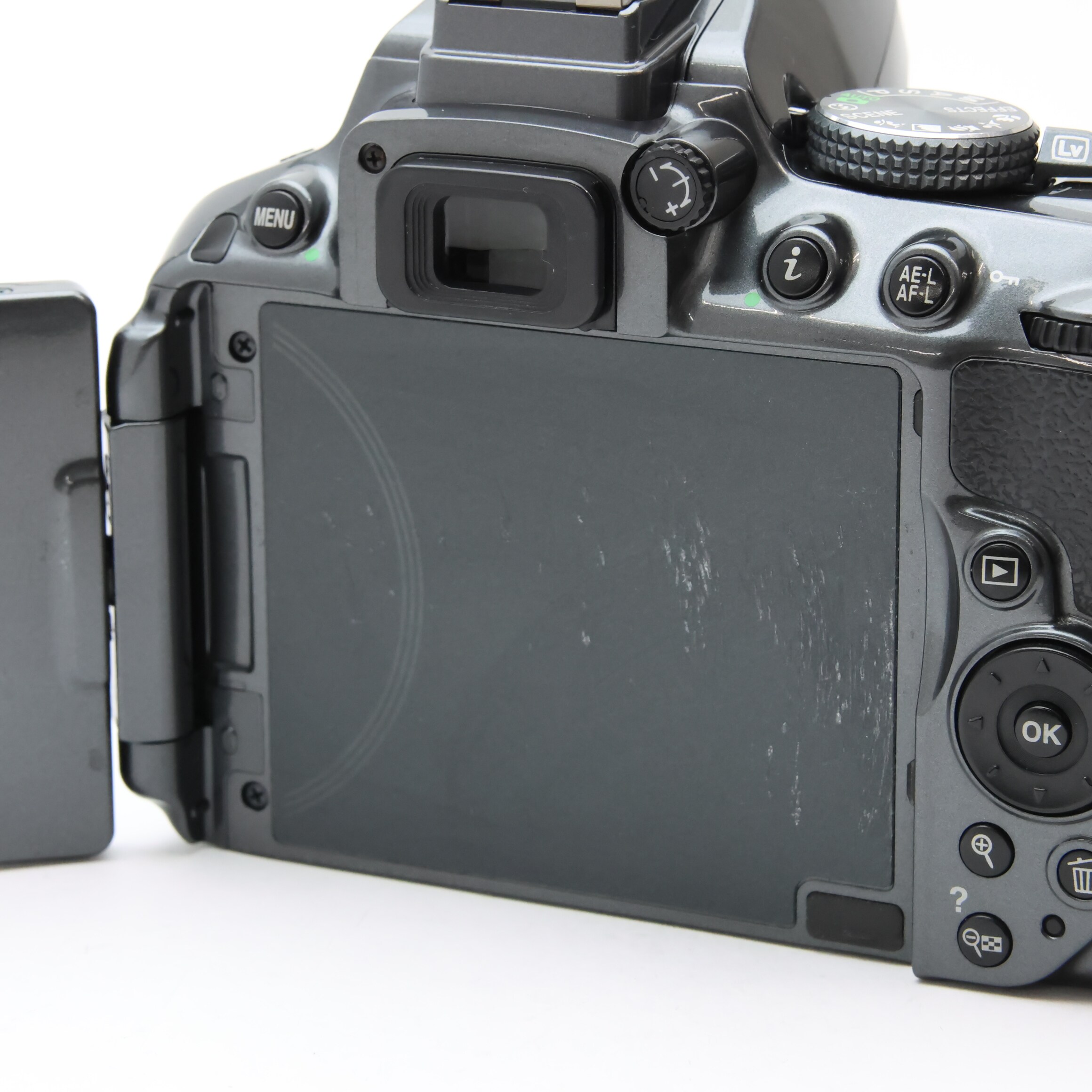 中古)Nikon (ニコン) D5300 18-55 VR II レンズキット グレー（商品ID 