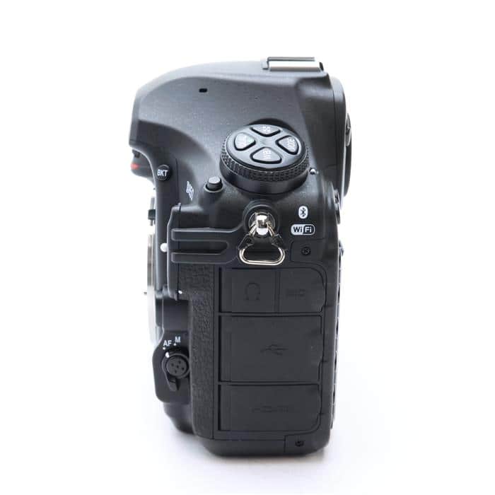 Canon キャノン EOS 20D ボディNikon ニコン F50 ボディ Canon キャノン EOS 20D ボディNikon ニコン F50 ボディ