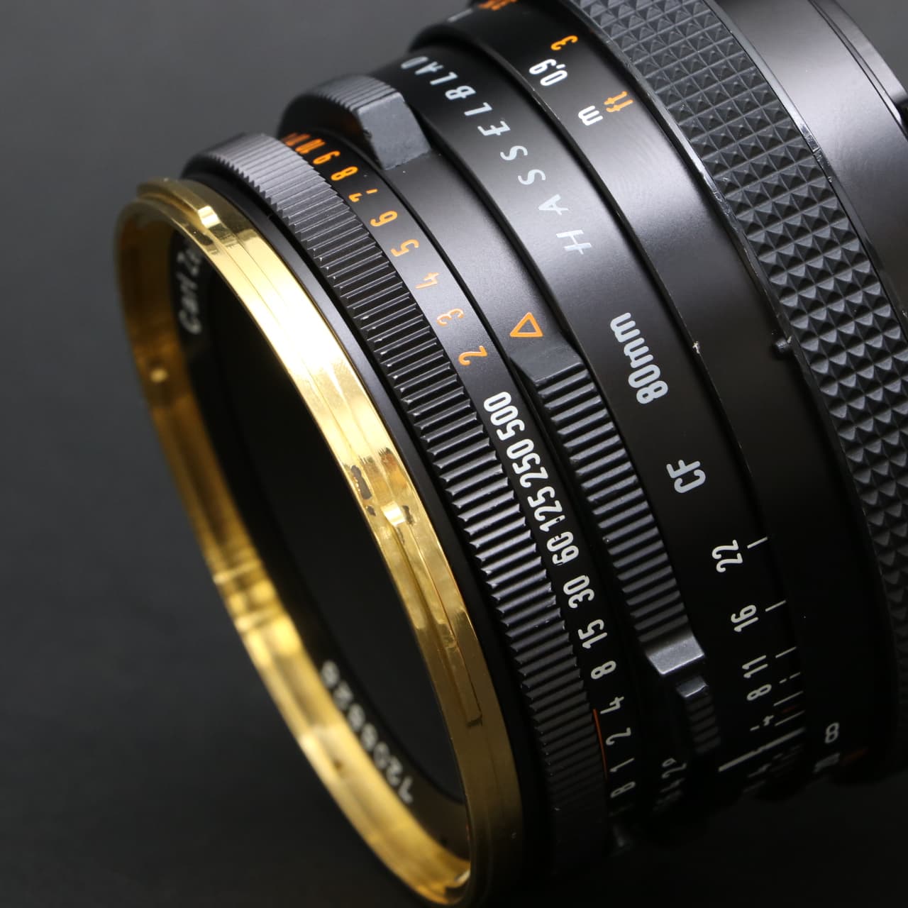 ジャンク品　ハッセルブラッド　503CX + CF80mm F2.8 + A12 中古)HASSELBLAD (ハッセルブラッド) 503CX +CF80mm F2.8 +A12 50周年