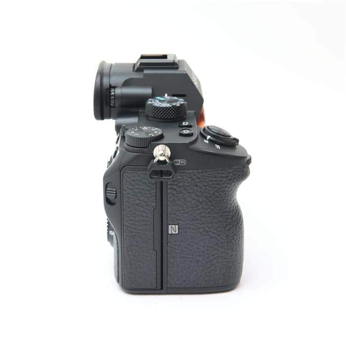 SONY α7 III デジタル一眼レフ ほぼ未使用 ILCE-7M3 Amazon.co.jp: SONY(ソニー) フルサイズ ミラーレス一眼カメラ