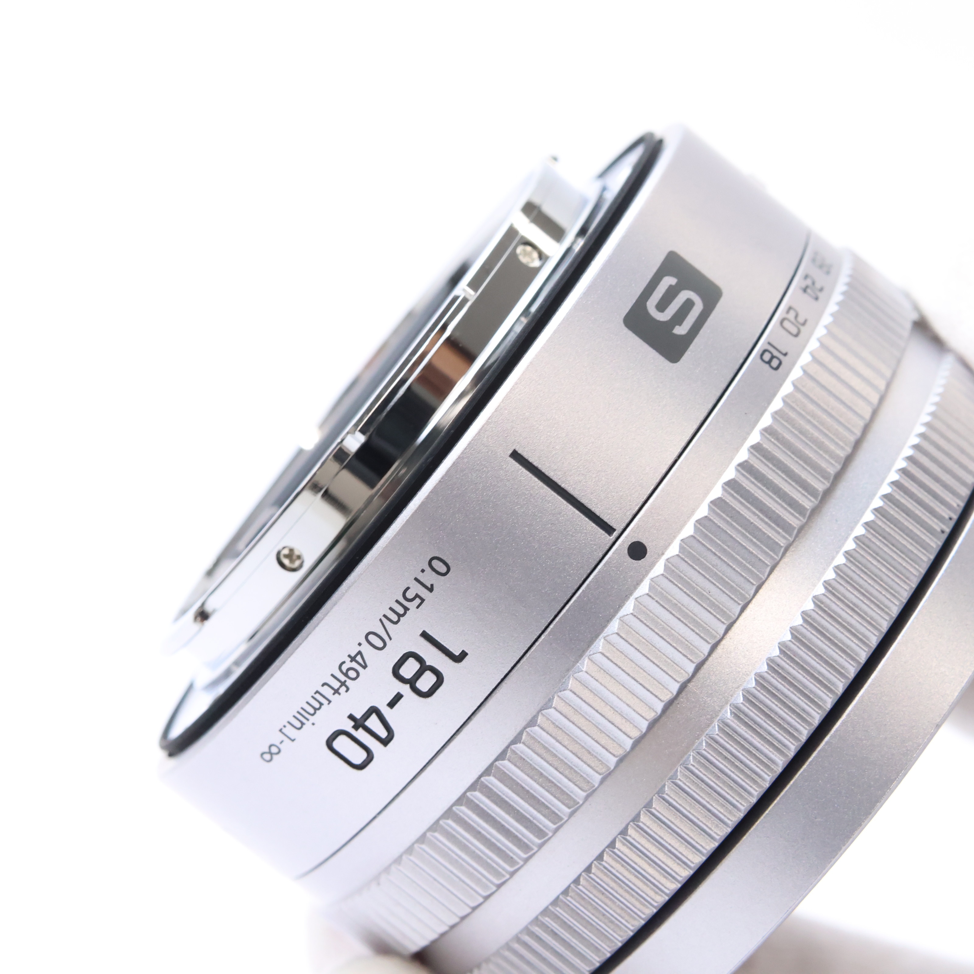 中古)Panasonic (パナソニック) LUMIX S 18-40mm F4.5-6.3 シルバー
