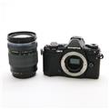 OLYMPUS (オリンパス) OM-D E-M5 Mark II 14-150mmIIレンズキット ブラック