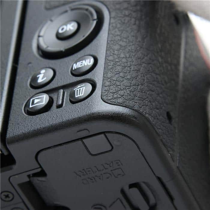 中古)Nikon (ニコン) Z50 ダブルズームキット（商品ID