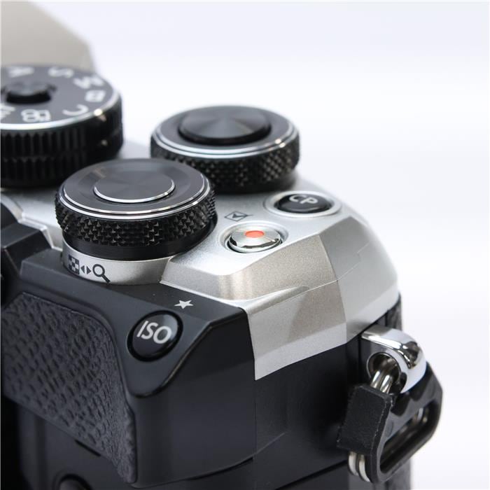 中古)OM SYSTEM（オーエムシステム） OM-5 Mark II ボディ シルバー