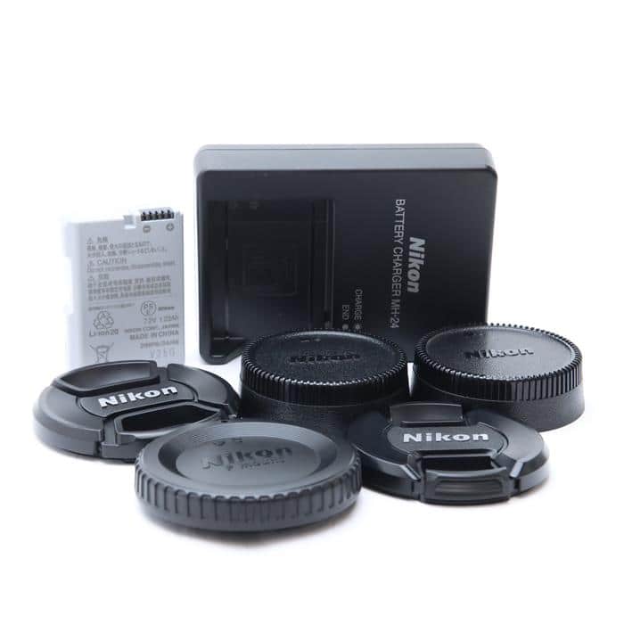 ★美品　ほぼ未使用品★Nikon D5600 ダブルズームキット ニコン 中古 1年保証 美品 Nikon D5600 ダブルズームキット