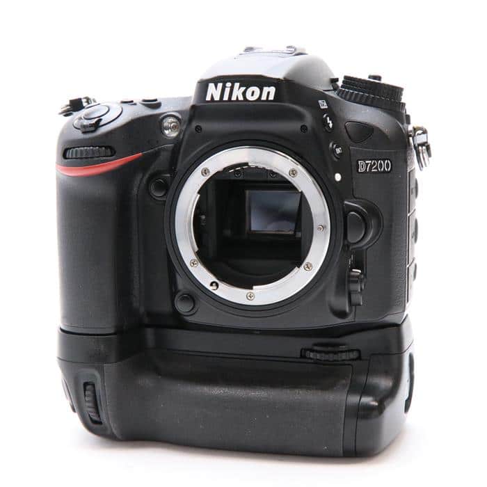 【値下げ】Nikon D7200 ボディ / レンズ3点 / その他アクセサリー