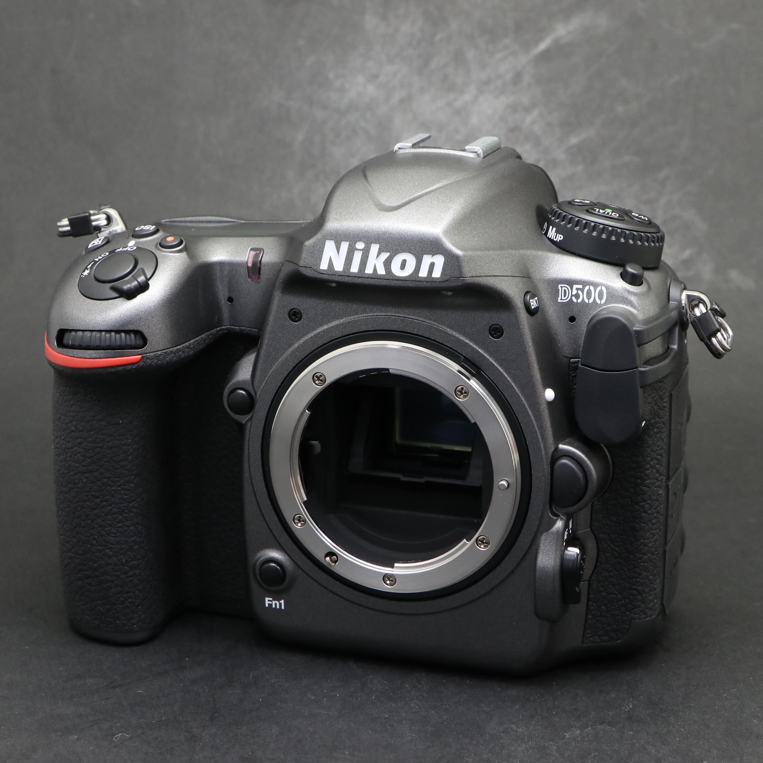 中古)Nikon (ニコン) D500 ボディ 100周年記念モデル メタリックグレー