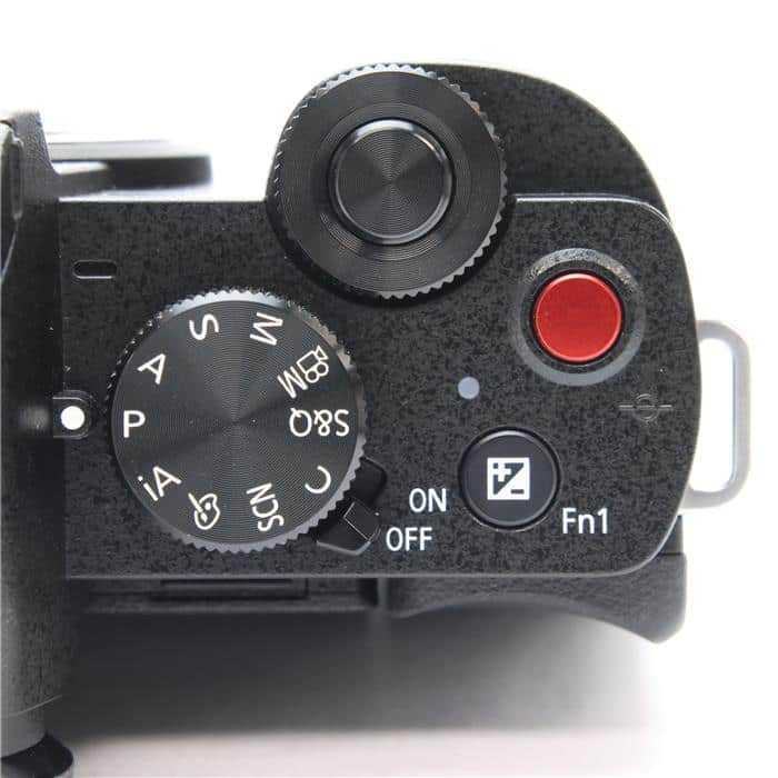 LUMIX DC-G100D ボディ