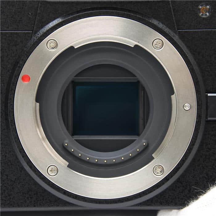 LUMIX DC-G100D ボディ